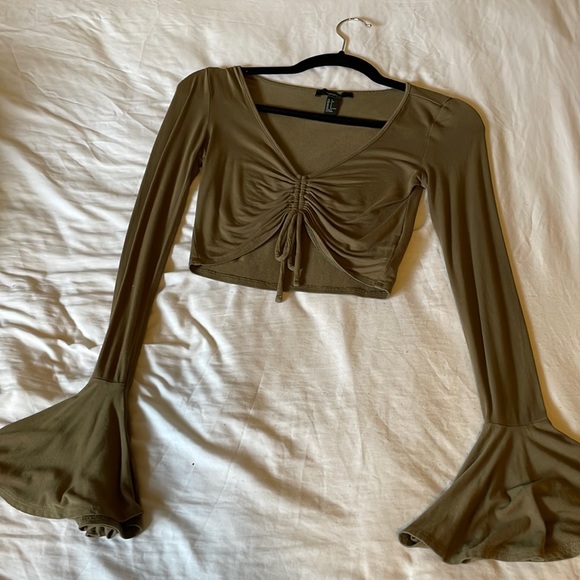 - c r o p t o p - - Picture 1 of 2